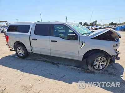 Czwarte zdjęcie samochodu z boku: 2023 FORD F150 SUPERCREW VIN:1FTEW1C88PKE14119 - miniatura