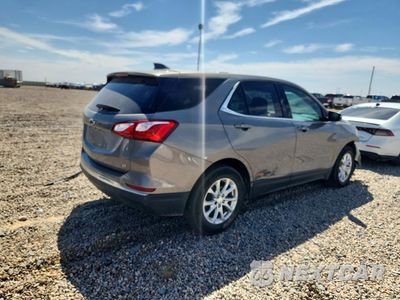 Trzecie zdjęcie samochodu z tyłu: 2019 CHEVROLET EQUINOX LT VIN:3GNAXKEV0KS549913 - miniatura