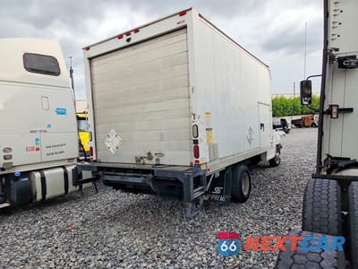 Trzecie zdjęcie samochodu z tyłu: 2017 CHEVROLET EXPRESS BOX TRUCK VIN:1GB3GSCG4H1158803 - miniatura