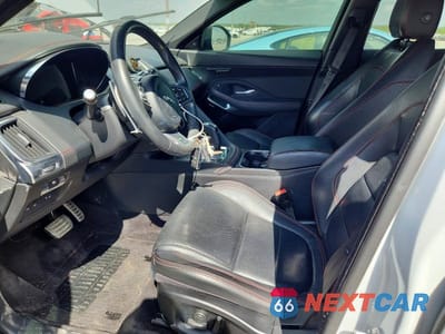 Zdjęcie 7 z 13 samochodu: 2020 JAGUAR E-PACE CHECKERED FLAG VIN:SADF12FX7L1Z87447 - miniatura