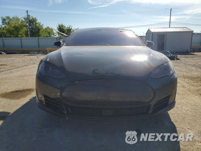 Piąte zdjęcie samochodu w środku: 2016 TESLA MODEL S VIN:5YJSA1E10GF127744 - miniatura
