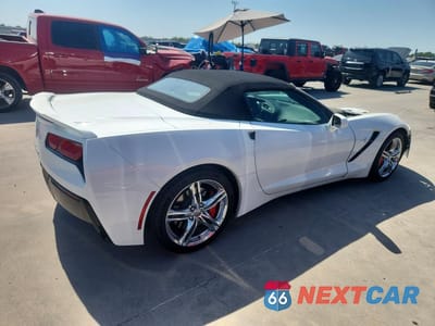 Trzecie zdjęcie samochodu z tyłu: 2017 CHEVROLET CORVETTE STINGRAY 2LT VIN:1G1YD3D75H5110808 - miniatura