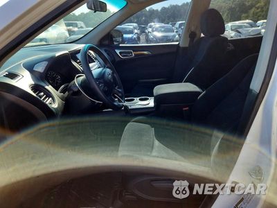 Zdjęcie 7 z 12 samochodu: 2014 NISSAN PATHFINDER S VIN:5N1AR2MN5EC632201 - miniatura