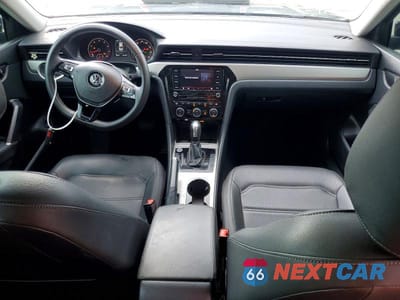 Zdjęcie 8 z 12 samochodu: 2021 VOLKSWAGEN PASSAT SE VIN:1VWSA7A30MC008673 - miniatura