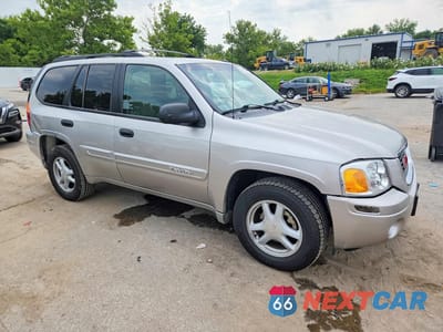 Czwarte zdjęcie samochodu z boku: 2004 GMC ENVOY VIN:1GKDS13SX42280734 - miniatura