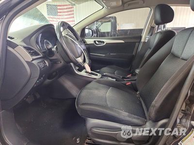 Zdjęcie 7 z 12 samochodu: 2015 NISSAN SENTRA SR VIN:3N1AB7AP7FY361780 - miniatura