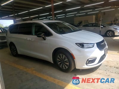 Czwarte zdjęcie samochodu z boku: 2024 CHRYSLER PACIFICA HYBRID SELECT VIN:2C4RC1S72RR123803 - miniatura