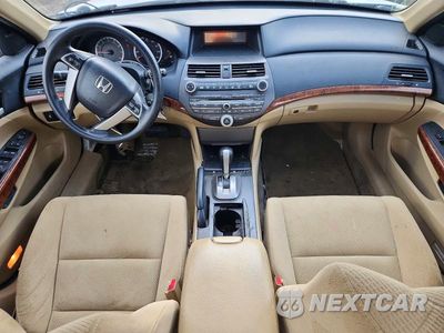 Zdjęcie 8 z 12 samochodu: 2012 HONDA ACCORD EX VIN:1HGCP2F78CA136711 - miniatura