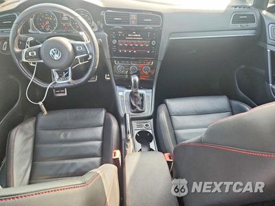 Zdjęcie 8 z 12 samochodu: 2018 VOLKSWAGEN GTI S/SE VIN:3VW447AU3JM253017 - miniatura