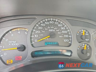 Zdjęcie 9 z 13 samochodu: 2004 GMC SIERRA K2500 HEAVY DUTY VIN:1GTHK29174E213122 - miniatura