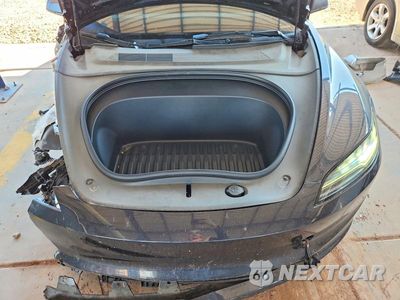 Zdjęcie 11 z 12 samochodu: 2025 TESLA MODEL 3 VIN:5YJ3E1EB2SF068769 - miniatura