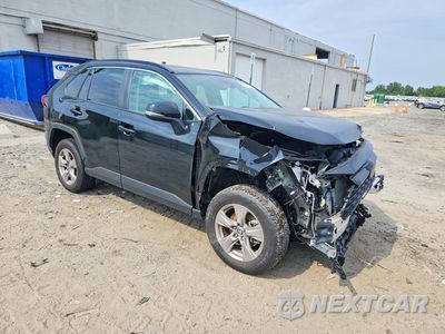 Czwarte zdjęcie samochodu z boku: 2025 TOYOTA RAV4 XLE VIN:2T3P1RFV0SC541214 - miniatura