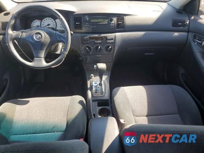 Zdjęcie 8 z 12 samochodu: 2003 TOYOTA COROLLA S VIN:1NXBR32E23Z018677 - miniatura