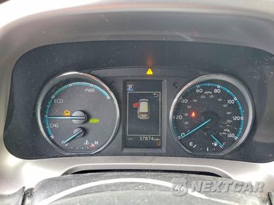 Zdjęcie 9 z 14 samochodu: 2018 TOYOTA RAV4 HYBRID LE VIN:JTMRJREV8JD186538 - miniatura