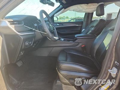 Zdjęcie 7 z 13 samochodu: 2025 JEEP GRAND CHEROKEE LIMITED VIN:1C4RJGBGXSC355637 - miniatura