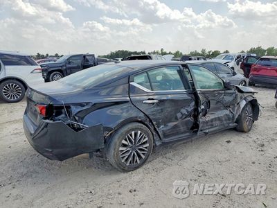 Trzecie zdjęcie samochodu z tyłu: 2025 NISSAN ALTIMA SV VIN:1N4BL4DV3SN327873 - miniatura
