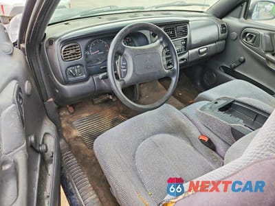 Zdjęcie 8 z 12 samochodu: 1999 DODGE DAKOTA VIN:1B7FL26YXXS262942 - miniatura