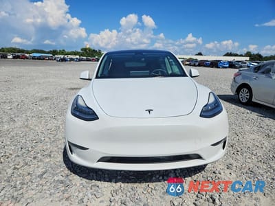 Piąte zdjęcie samochodu w środku: 2023 TESLA MODEL Y VIN:7SAYGDEE2PA081024 - miniatura
