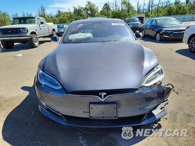 Piąte zdjęcie samochodu w środku: 2017 TESLA MODEL S VIN:5YJSA1E26HF192494 - miniatura