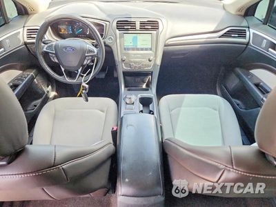 Zdjęcie 8 z 12 samochodu: 2020 FORD FUSION SE VIN:3FA6P0HD0LR199851 - miniatura