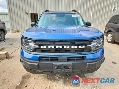 Piąte zdjęcie samochodu w środku: 2023 FORD BRONCO SPORT OUTER BANKS VIN:3FMCR9C69PRD18633 - miniatura