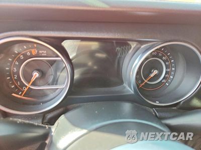Zdjęcie 9 z 12 samochodu: 2019 JEEP WRANGLER UNLIMITED SAHARA VIN:1C4HJXEG6KW575511 - miniatura