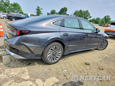 Trzecie zdjęcie samochodu z tyłu: 2025 HYUNDAI SONATA HYBRID SEL VIN:KMHL34JJ6SA111180 - miniatura