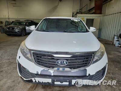 Piąte zdjęcie samochodu w środku: 2012 KIA SPORTAGE LX VIN:KNDPBCA29C7233106 - miniatura