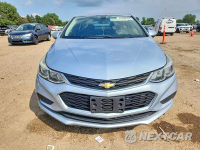 Piąte zdjęcie samochodu w środku: 2017 CHEVROLET CRUZE LS VIN:1G1BC5SM2H7131018 - miniatura