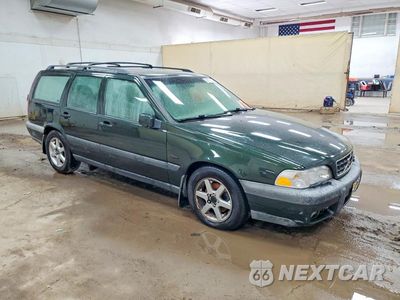 Czwarte zdjęcie samochodu z boku: 1998 VOLVO V70 XC VIN:YV1LZ564XW2499925 - miniatura