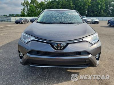 Piąte zdjęcie samochodu w środku: 2018 TOYOTA RAV4 XLE VIN:2T3WFREV1JW477812 - miniatura