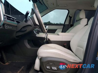 Zdjęcie 7 z 13 samochodu: 2024 HYUNDAI SANTA FE CALLIGRAPHY VIN:5NMP5DGL3RH061623 - miniatura