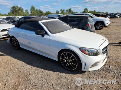 Czwarte zdjęcie samochodu z boku: 2019 MERCEDES-BENZ C 300 VIN:WDDWK8DB6KF860912 - miniatura