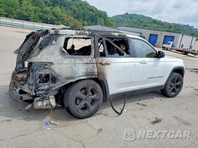 Trzecie zdjęcie samochodu z tyłu: 2023 JEEP GRAND CHEROKEE L LAREDO VIN:1C4RJJAG4P8869959 - miniatura
