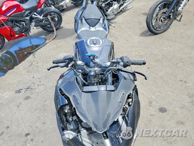 Piąte zdjęcie samochodu w środku: 2023 KAWASAKI EX400 VIN:JKAEXKG14PDAS4975 - miniatura