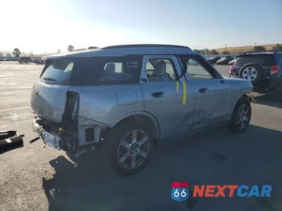 Trzecie zdjęcie samochodu z tyłu: 2025 MINI COUNTRYMAN S ALL4 VIN:WMZ23GA09S7T59283 - miniatura