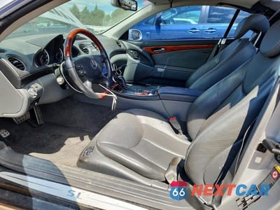 Zdjęcie 7 z 13 samochodu: 2003 MERCEDES-BENZ SL 500R VIN:WDBSK75F53F029518 - miniatura