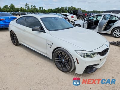 Czwarte zdjęcie samochodu z boku: 2015 BMW M4 VIN:WBS3R9C53FK331756 - miniatura