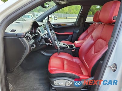 Zdjęcie 7 z 13 samochodu: 2018 PORSCHE MACAN VIN:WP1AA2A50JLB04414 - miniatura