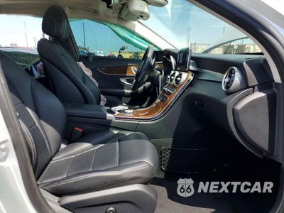 Zdjęcie 7 z 12 samochodu: 2016 MERCEDES-BENZ C 300 VIN:55SWF4JB5GU163320 - miniatura