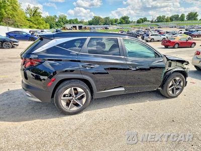 Trzecie zdjęcie samochodu z tyłu: 2025 HYUNDAI TUCSON SEL VIN:3KMJB3DE0SE002764 - miniatura
