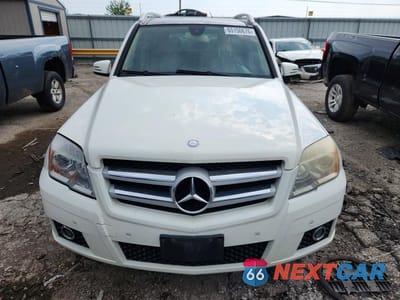 Piąte zdjęcie samochodu w środku: 2010 MERCEDES-BENZ GLK 350 4MATIC VIN:WDCGG8HB2AF382815 - miniatura
