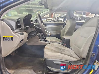 Zdjęcie 7 z 12 samochodu: 2018 HYUNDAI ELANTRA SEL VIN:5NPD84LF6JH316217 - miniatura