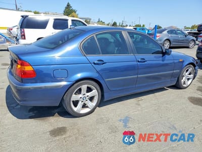 Trzecie zdjęcie samochodu z tyłu: 2005 BMW 325 I VIN:WBAET37425NJ87255 - miniatura
