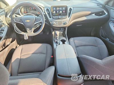 Zdjęcie 8 z 12 samochodu: 2025 CHEVROLET MALIBU LT VIN:1G1ZD5ST8SF119343 - miniatura