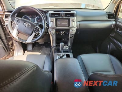 Zdjęcie 8 z 13 samochodu: 2018 TOYOTA 4RUNNER VIN:JTEBU5JR2J5524113 - miniatura