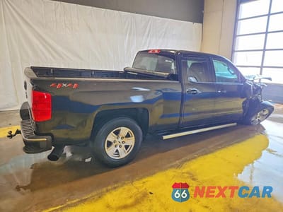 Trzecie zdjęcie samochodu z tyłu: 2019 CHEVROLET SILVERADO LD K1500 LT VIN:2GCVKPEC6K1149869 - miniatura