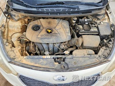 Zdjęcie 11 z 12 samochodu: 2014 KIA FORTE LX VIN:KNAFK4A69E5086981 - miniatura