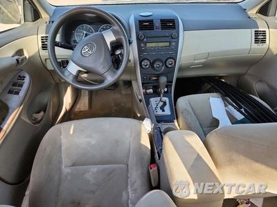 Zdjęcie 8 z 13 samochodu: 2010 TOYOTA COROLLA LE VIN:1NXBU4EE7AZ331902 - miniatura