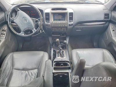 Zdjęcie 8 z 13 samochodu: 2006 LEXUS GX 470 VIN:JTJBT20X060106141 - miniatura